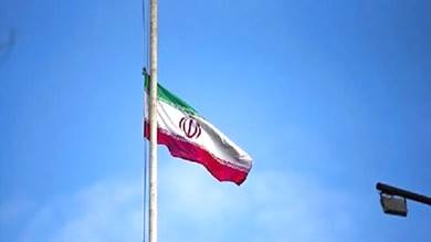 فقدان وإصابة أفراد طاقم سفينة إيرانية في حادث اصطدام بمياه الخليج